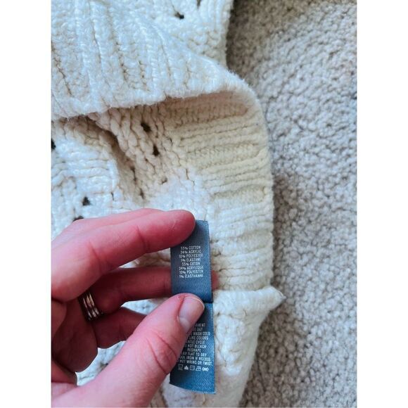 Aerie Cream Pointelle Chunky Knit Sweater Women’s Size S - Picture 11 of 11